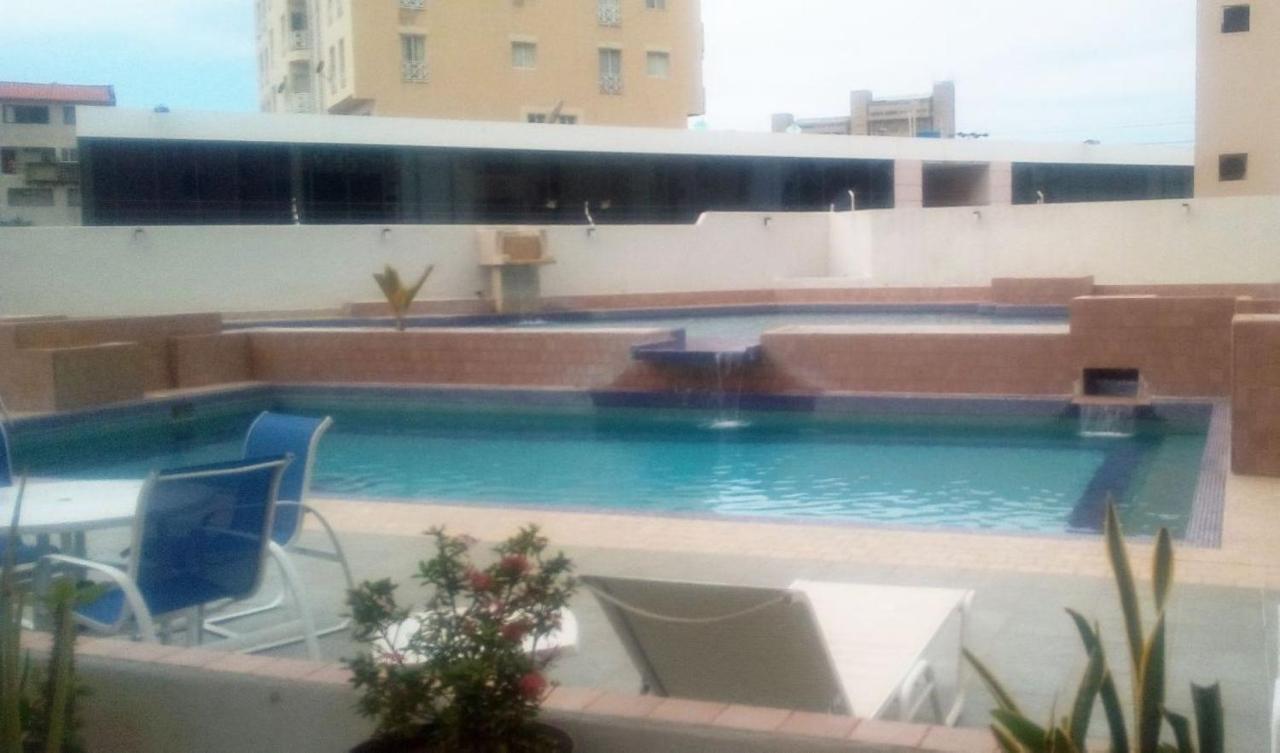 Apartamento Playa El Angel Con Balcon Hotel Pampatar Kültér fotó